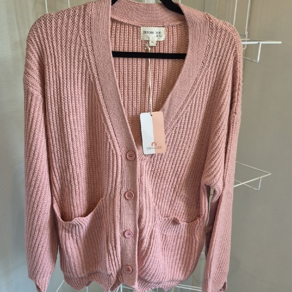 Women's Pink Scalloped Hem Cardigan Sweater
